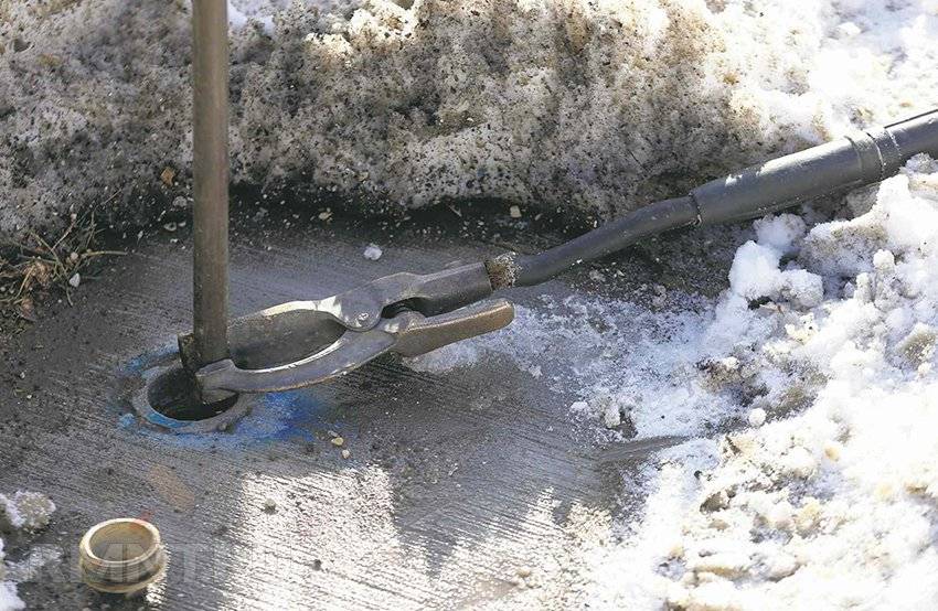 Разморозка трубы отвода воды септика в Солнечногорске